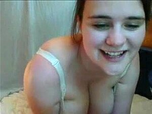 chicas frescas en webcam con tetas enormes y