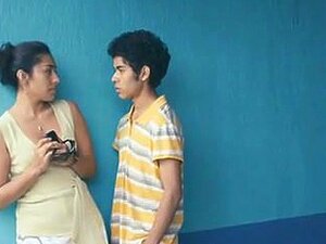 Maduras Con Jovenes