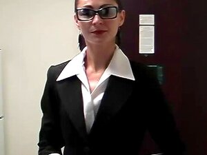 Alesha - Porno @ TeatroPorno.com