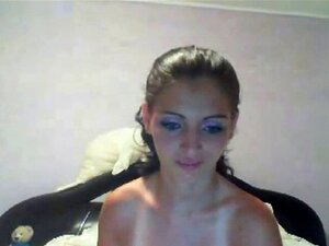 Amateur tetona bailando caliente