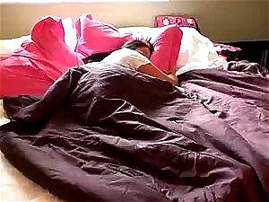 Durmiendo En La Cama