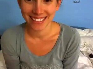 Lelu Love-WEBCAM: Chat explotando su
