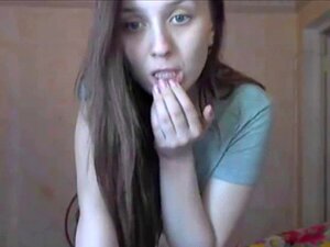 Dos calientes desnudándose en la webcam