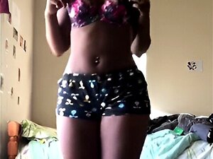 Striptease de Ebony Redbone en webcam
