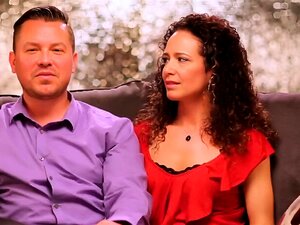 La experimentada MILF swinger está llevando a su