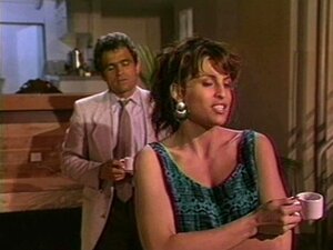 Abusando De Una Mujer Casada - Porno @ TeatroPorno.com