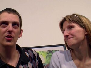 Junges Deutsches Paar Steht Total Auf Anal & Oral