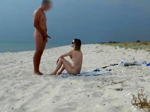 Cfnm Public Beach - Porno @ TeatroPorno.com