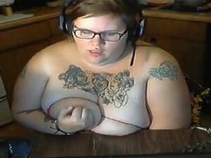 BBW Squirting Orgasm on Cam