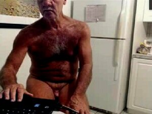 Abuelo Desnudo - Porno @ TeatroPorno.com
