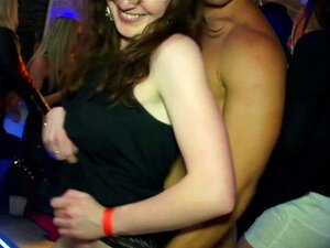Amateur Disco Party - Porno @ TeatroPorno.com
