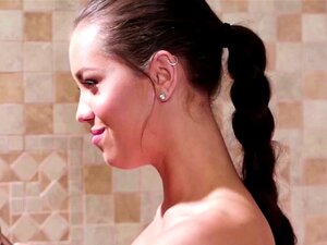 Julia Lopez - Porno @ TeatroPorno.com
